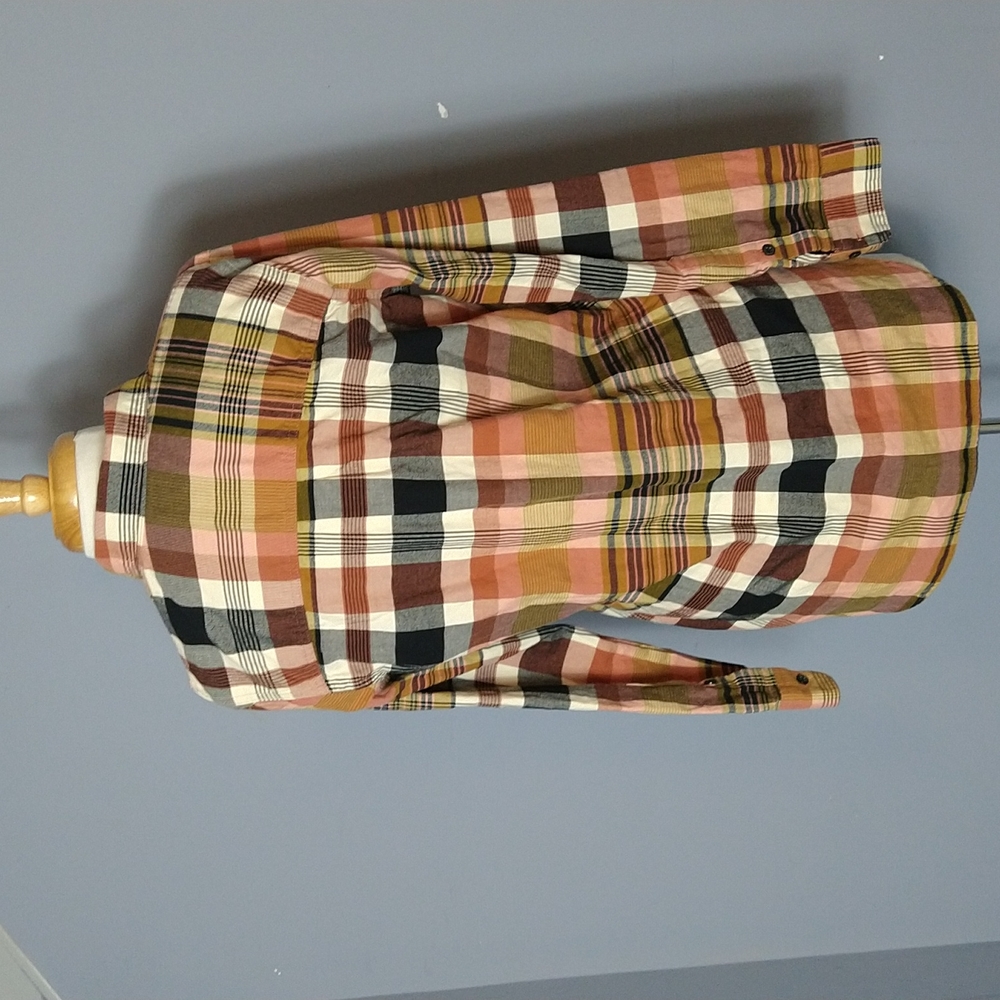 Maxwell plaid button down small shirt - Picture 7 of 8